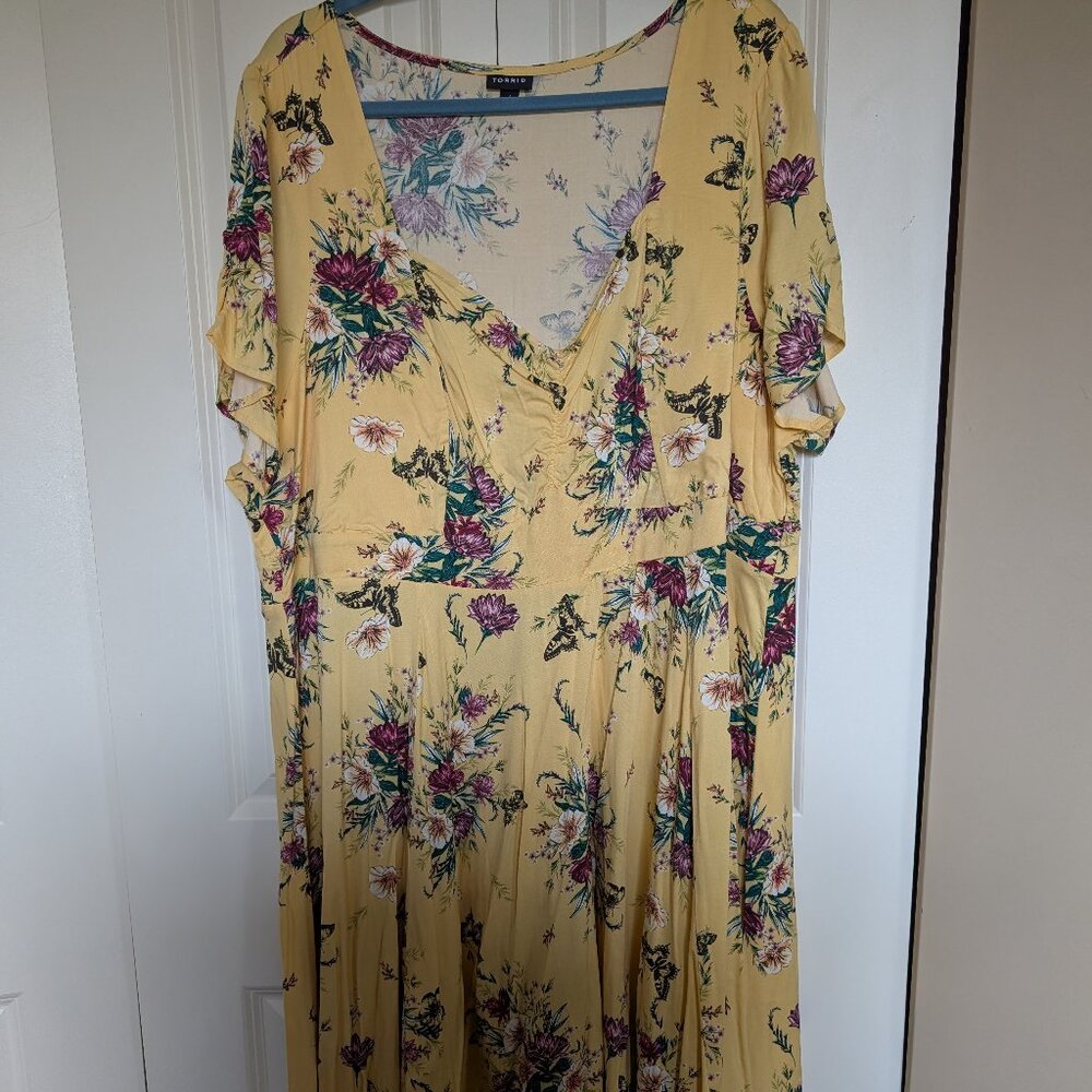 TORRID Challis Skater Dress SIZE 4